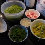helenas poke bowl making